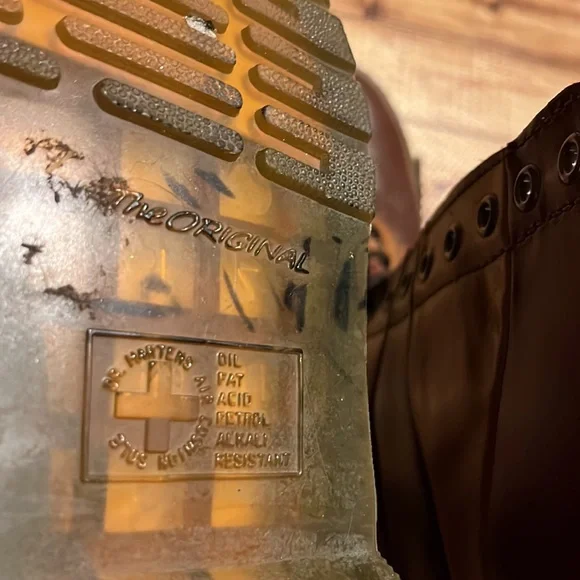 🍁🍃🍁• ⛑ Dr. Marten’s x No Autumn needed ⛑•🍃🍁 - Picture 13 of 16